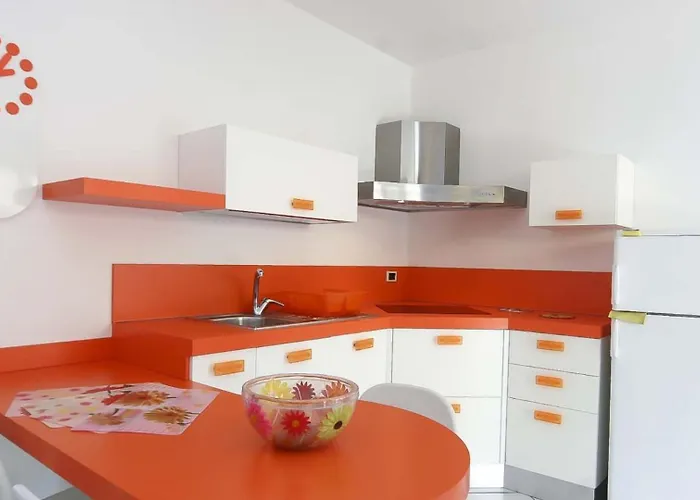 Il Porto 13 - Goelba Порт-Аццурро