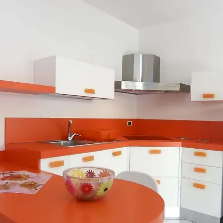 Il Porto 13 - Goelba 阿祖罗港